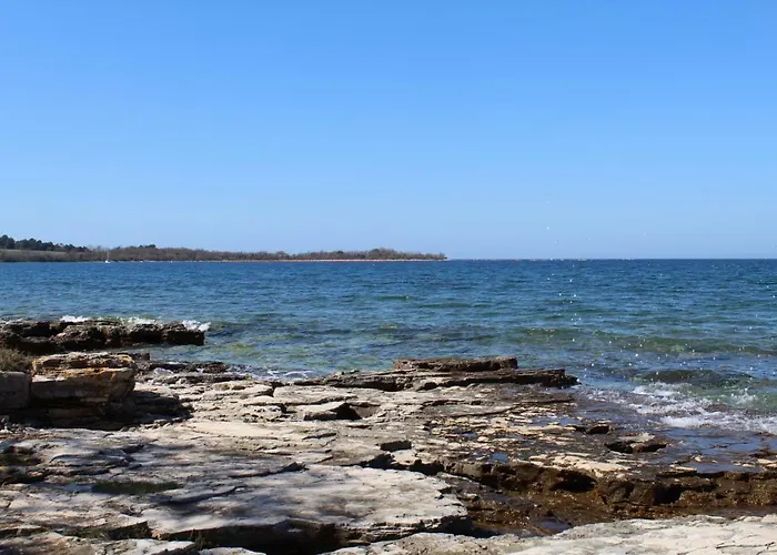 Santa Marina 아파트